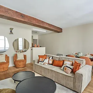https://charmant-appartement-musee-du-louvre.fr-paris.fr